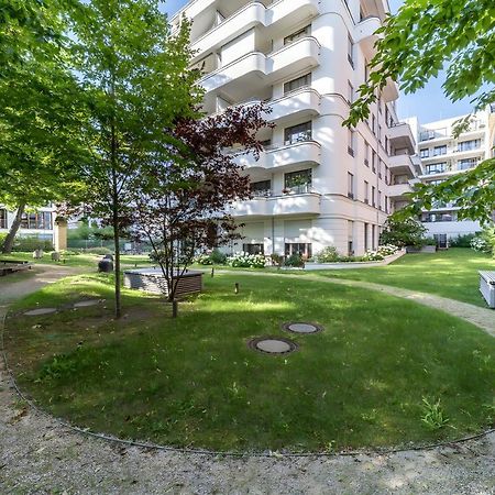 Modern Apartment In Mitte Берлин Экстерьер фото