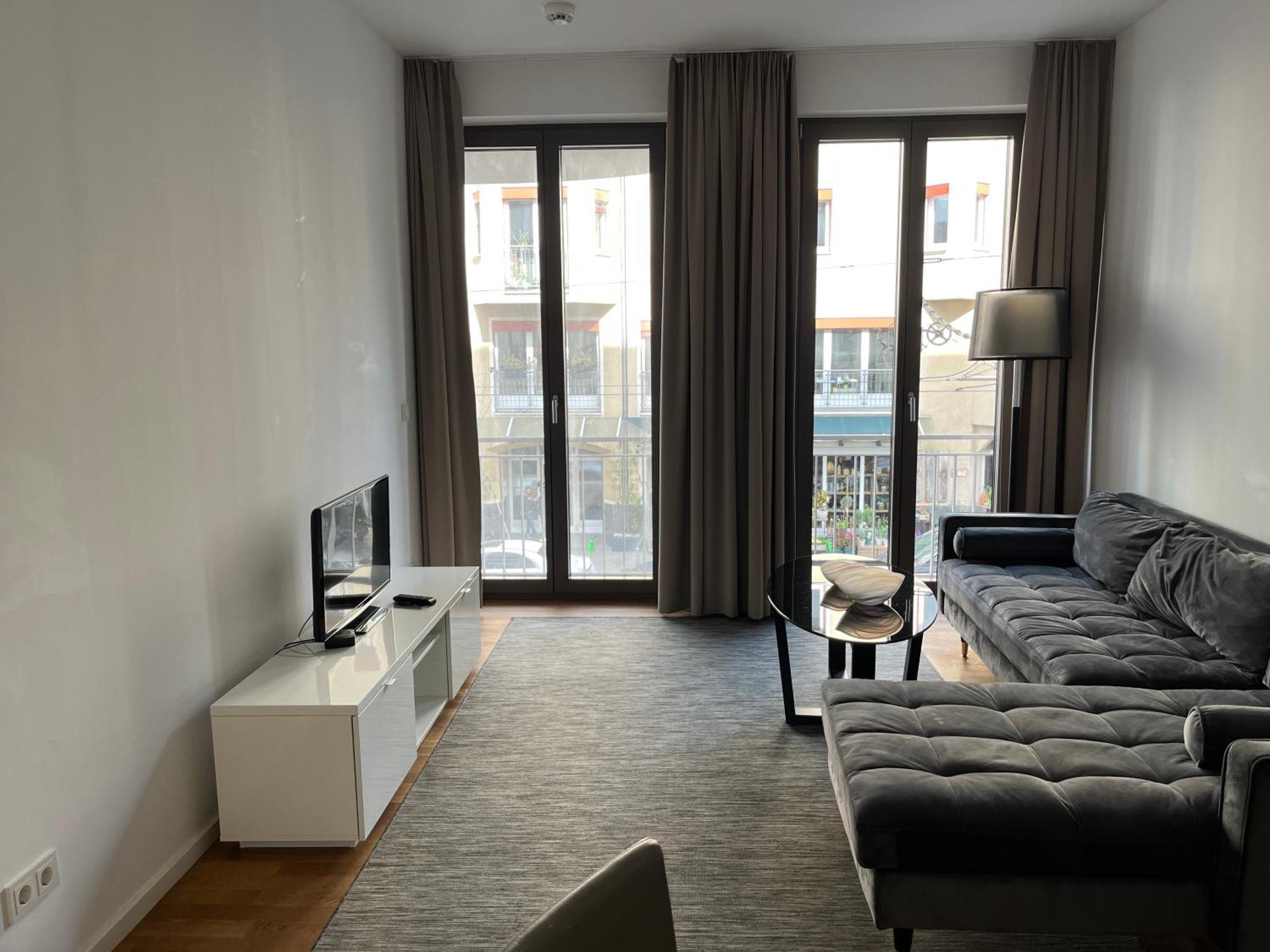 Modern Apartment In Mitte Берлин Экстерьер фото